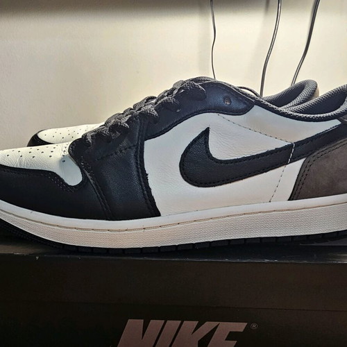 Jordan 1 Low Mocha like new, size 45