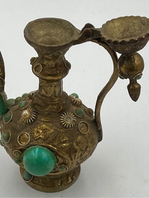 Bronze jug lamp 15cm height used