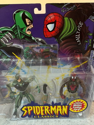 Marvel Toy Biz Battle Ravaged Spider-Man vs Scorpion figures new