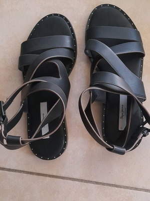 Pepe Jeans Black Gladiator Sandals like new, size 36