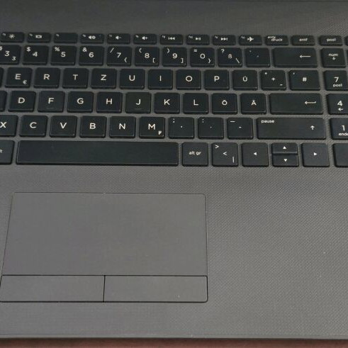 HP 250 G6 used laptop with Intel Core i5 and Intel HD Graphics 620