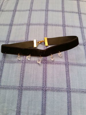 Velvet black choker like new with crystals