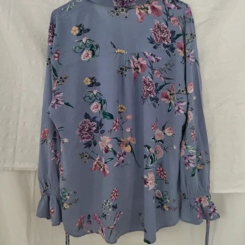 Floral vintage blue shirt like new, size M/L