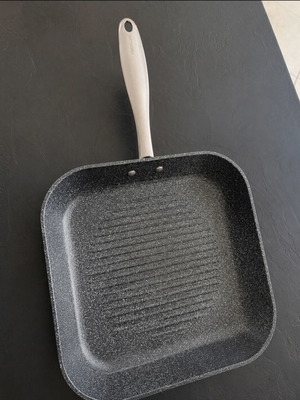 Neoflam Nonstick Square Grill Pan like new