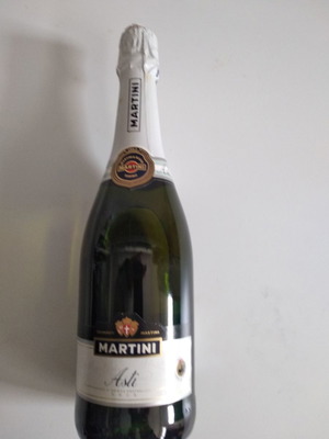 Various sparkling wines used
