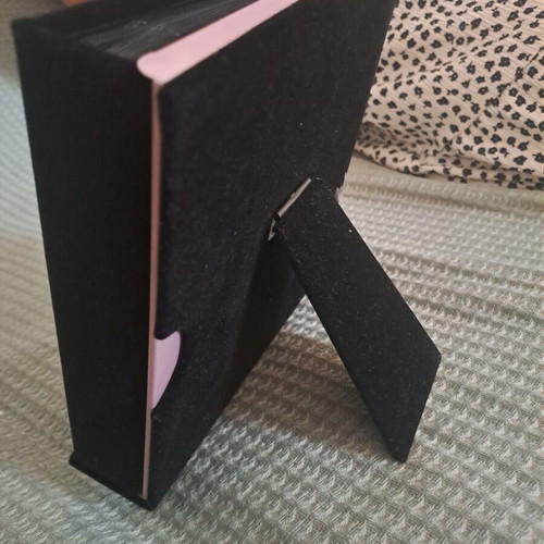 Children's photo album with pink and black frame, new