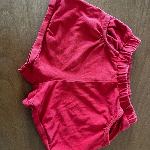 Set of 3 used shorts Zara and Benetton for 12-month-old girl