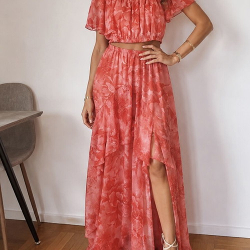 Skirt and top set with gold thread coral floral like new