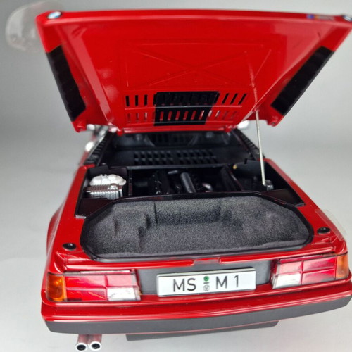 Metal model Norev BMW M1 1980 1:18 scale new