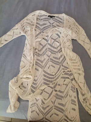 Long knitted cardigan like new, white