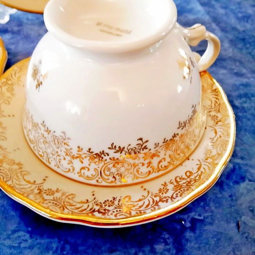 Platter and two cups Porcelaine P.F.C. de France
