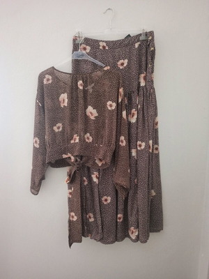 Σετ μπλουζάκι φούστα μάξι Floral H&M