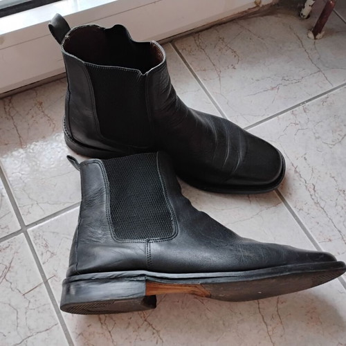 Leather Chelsea boots size 46 used