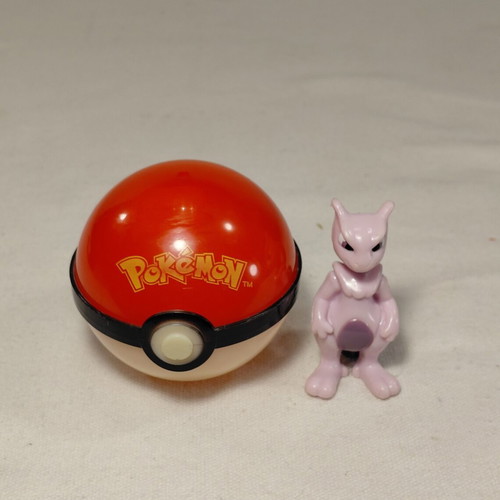 Pokemon Candy Container Mewtu Figurine and Pokeball 1999 vintage used