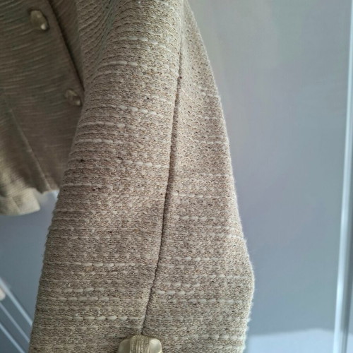 Elegant custom made jacket cardigan with gold thread M/L like new, beige gold