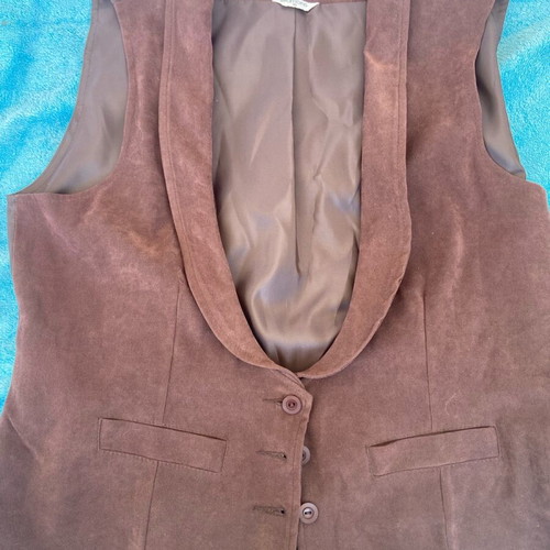 Vest used, size 18