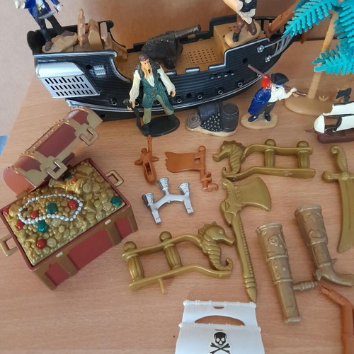 Pirate toy set with Safari Ltd TOOB miniatures