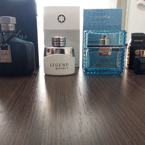 Empty perfume bottles like new with box Montblanc, John Varvatos, Versace