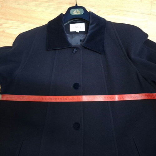 Blue wool-cashmere coat new, size L