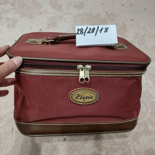 Elyseé vintage cosmetic bag, red wine color, like new