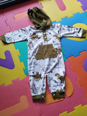 Hooded baby romper for 3-6 months new, khaki with dinosaurs