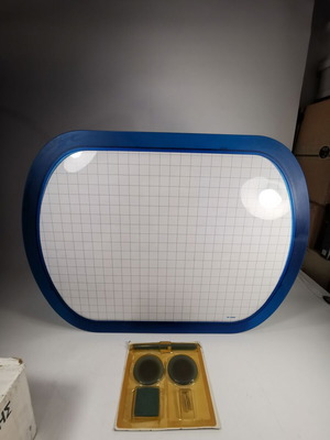 80s Magnetic Teaching Board with Grid 46x61 cm like new