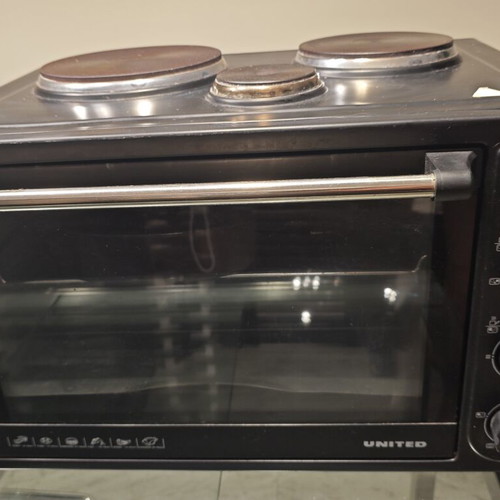 United oven with three burners, model EO9731