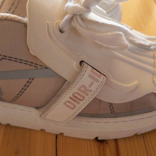 Sneakers Cristian Dior γυναικεία σαν καινούργια, άσπρα και γκρι, νούμερο 40-41