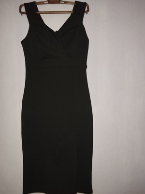 Black dress XL like new with back slit and zipper