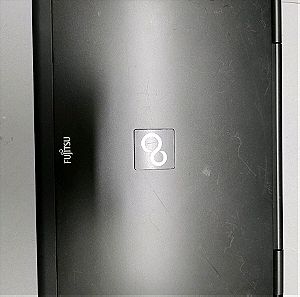 Fujitsu H700 i7