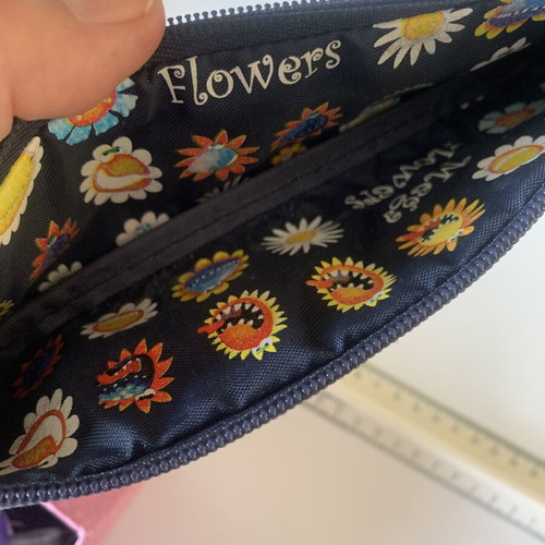 Small pencil case like new