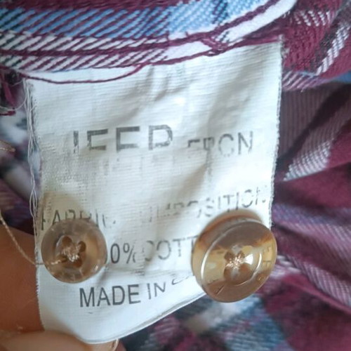 Jeep shirt size L like new, gray and purple