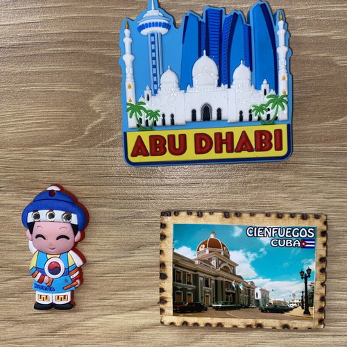 Fridge magnets like new, set