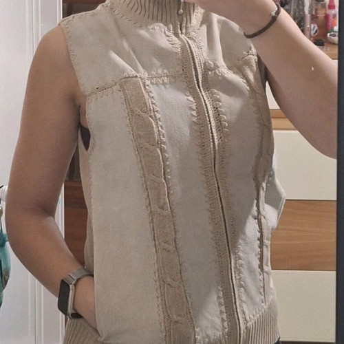 Beige suede-knit vest like new, size S/M
