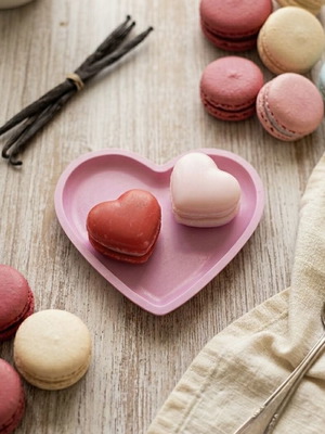 Handmade Wax Melts Macaron Hearts Strawberry Vanilla Luxury new