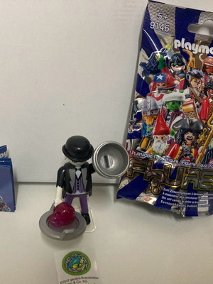 Playmobil 9146 Series 11 Ghost Butler Нов