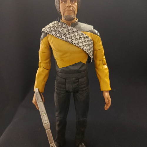 Star Trek Generation Commander Worf collectible figure used 2007