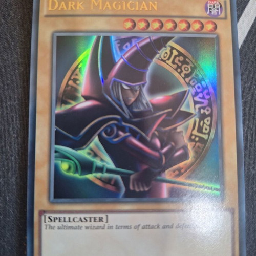 Dark Magician YGLD-ENB02 Yu-Gi-Oh! card like new