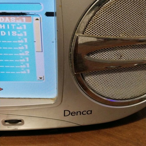 DENCA boombox 7 inch MPEG 4 DVD USB radio FM/AM