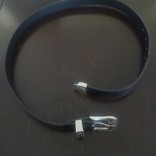 Women's belts used, pack of 3, size 80, black and white