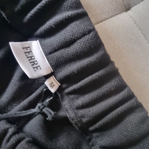 Ferre women's black sports pants new, size M