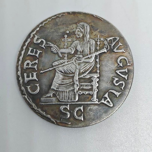 Collectible coin replica Roman Sestertius of Claudius like new