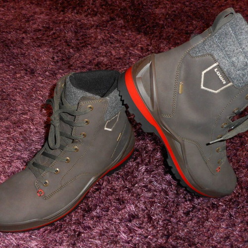 Lowa Oslo GTX Mid new brown casual shoes size 47