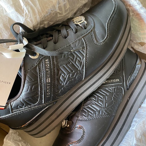 Tommy Hilfiger black platform sneakers