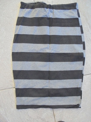 Φούστα Pencil μεταχειρισμένη, Zara, μικρό/μεσαίο μέγεθος, μαύρο και γκρι