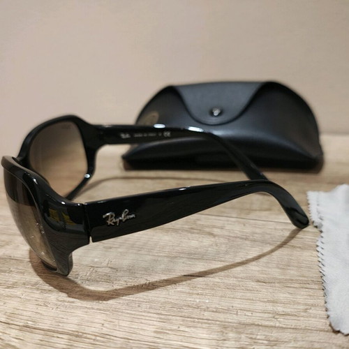 Ray Ban women's sunglasses like new, black