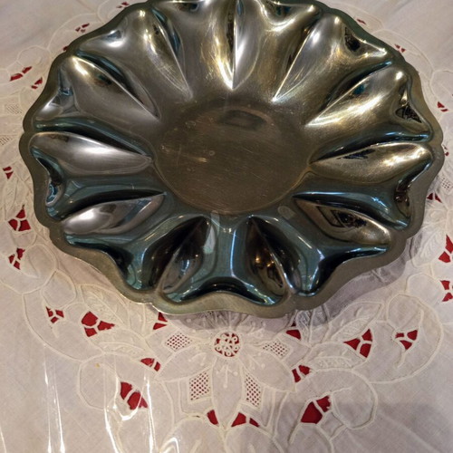 Vintage Silver-Plated Metal Bowl used with Baroque Floral Relief