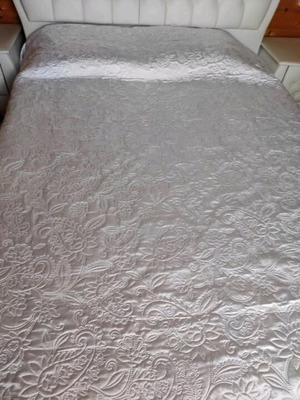 Satin silk quilt for double bed new