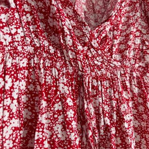 CUPSHE floral mini dress Medium like new, red-white boho