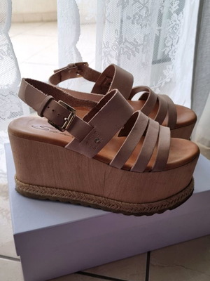 Sante flatforms used, size 37, beige